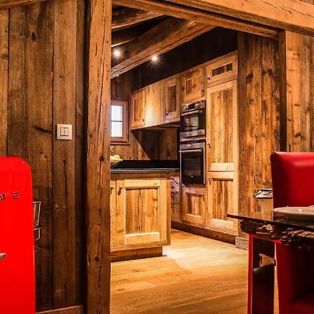 Magnifique Chalet De Style Rustique * Irigny
